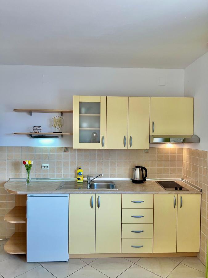 Vespera Apartments โบล ภายนอก รูปภาพ